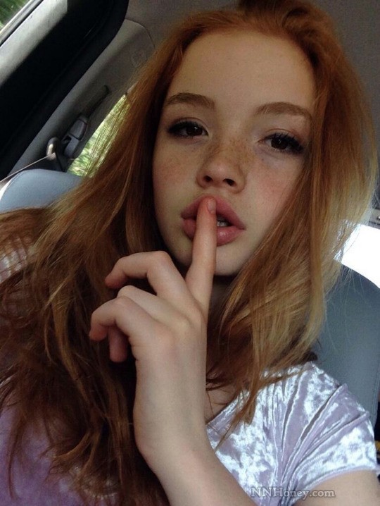 beautiful-ginger-coed-babe