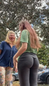 Yoga Pants Wedgie